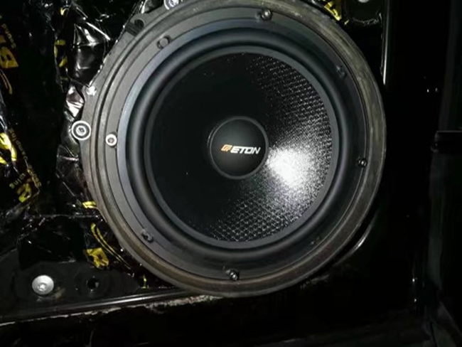 为什么邂逅了德国ETON，大众途锐变得如此温柔？