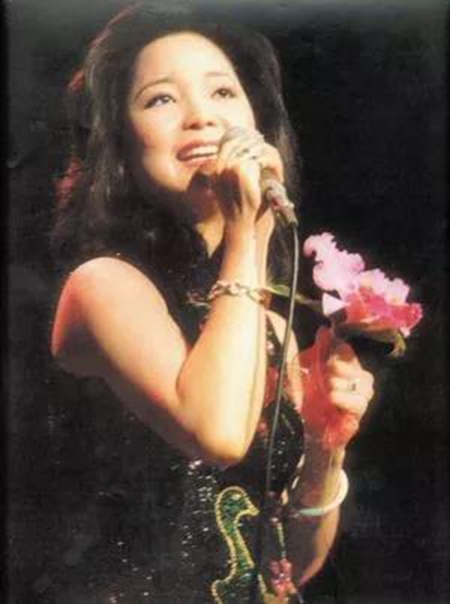 人这一辈子，最怕某天突然听懂了一首歌......