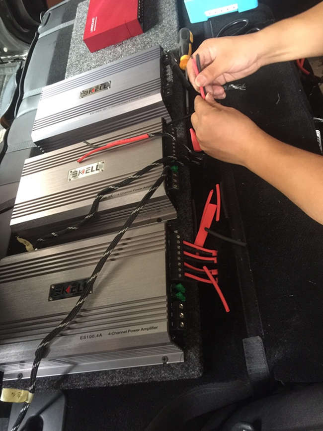 人这一辈子，最怕某天突然听懂了一首歌......