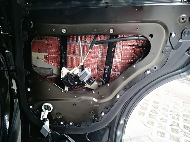 陆虎揽胜，铁汉柔情！改装德国伊顿三分频 义乌车改坊