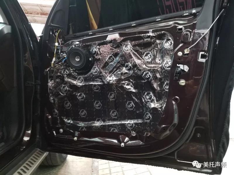 对！无损安装，喜欢就是这么任性-上海音豪这辆宝马X5缘定德国ETON
