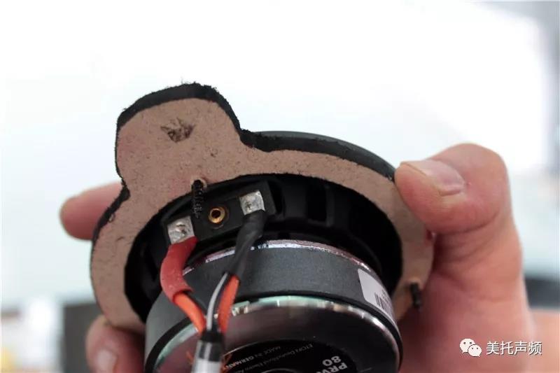 霸气，不失温柔-车改坊武汉歌德店为丰田霸道汽车音响升级德国伊顿