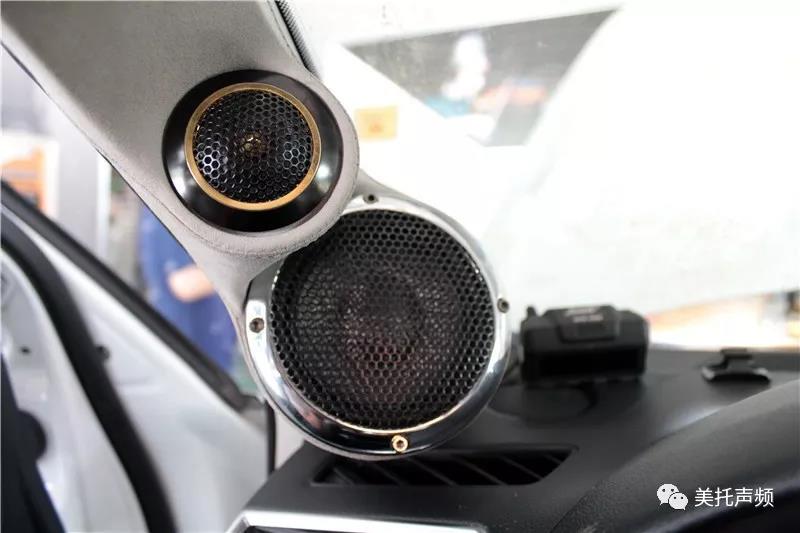 两台PS8，30W重金打造-车改坊武汉店为奥迪Q5音响升级美国Hybrid Audio