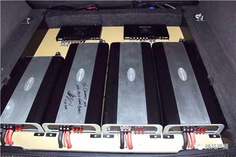 两台PS8，30W重金打造-车改坊武汉店为奥迪Q5音响升级美国Hybrid Audio