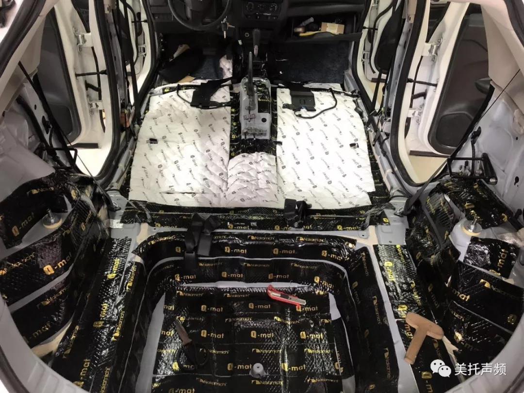 人生一大趣事！小改也怡情-车改坊合肥店为本田飞度汽车音响升级德国ETON