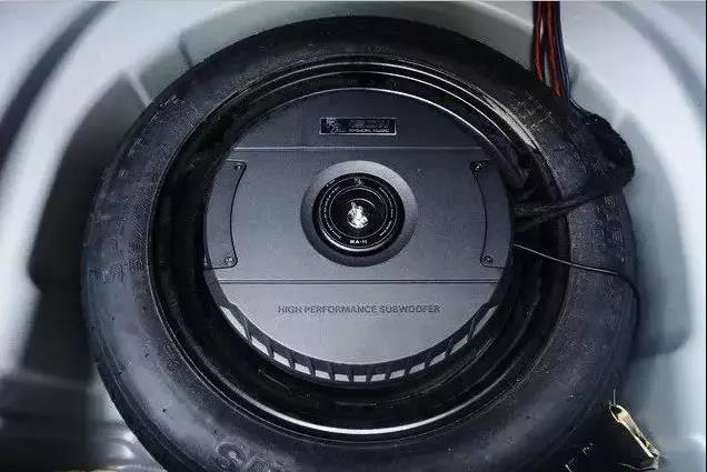 ETON，一展歌喉，撩的就是你！-车改坊东莞店为路虎发现神行汽车音响升级德国伊顿