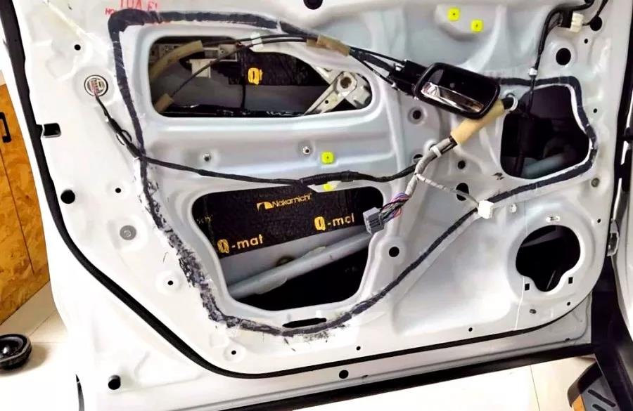 何以解忧，唯有升级改装-车改坊合肥店为本田CRV汽车音响升级德国ETON