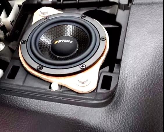 好声音再现，听到你心醉不已-车改坊顺德大良店为霸道汽车音响升级德国伊顿、美国霸克