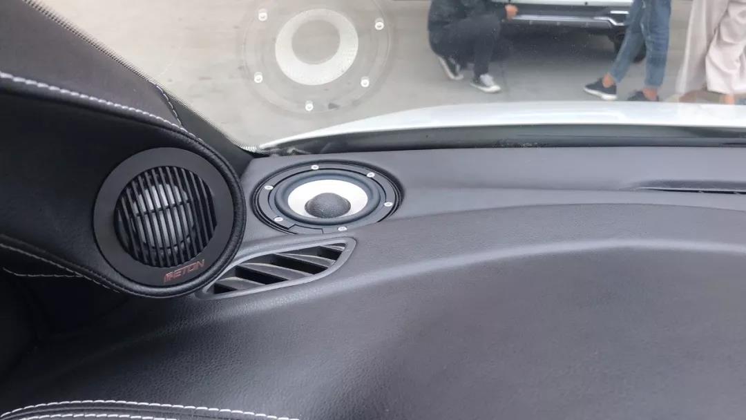 40W重金打造-车改坊常熟店大众polo汽车音响升级德国伊顿CORE系列