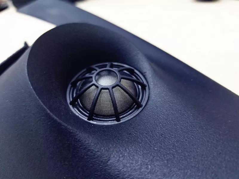 惊艳于耳-上海音豪宝马X3汽车音响升级德国伊顿宝马专车专用