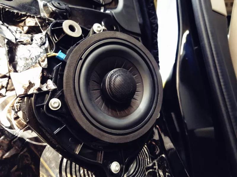 惊艳于耳-上海音豪宝马X3汽车音响升级德国伊顿宝马专车专用