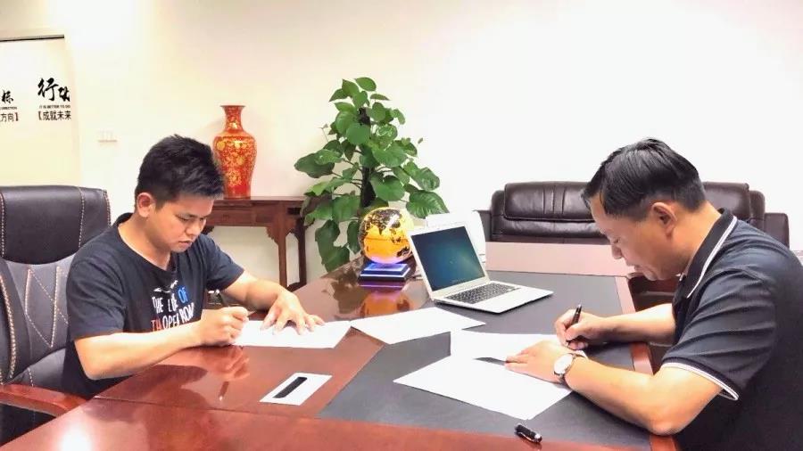 2018年10月30号在“车改坊汽车影音连锁”美托声频总部又一新成员加入，车改坊汽车影音连锁杭州店正式授牌签约。