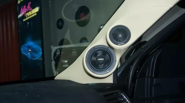 全力开唱-车改坊广州帝锐店汉兰达汽车音响改装德国伊顿RSR160三分频