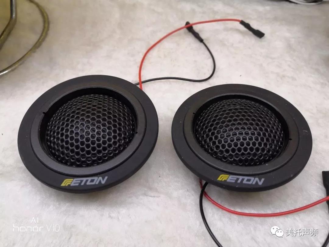 开奔驰，听音就别将就了-车改坊郑州卡卡汽车音响店奔驰E300音响升级德国ETON