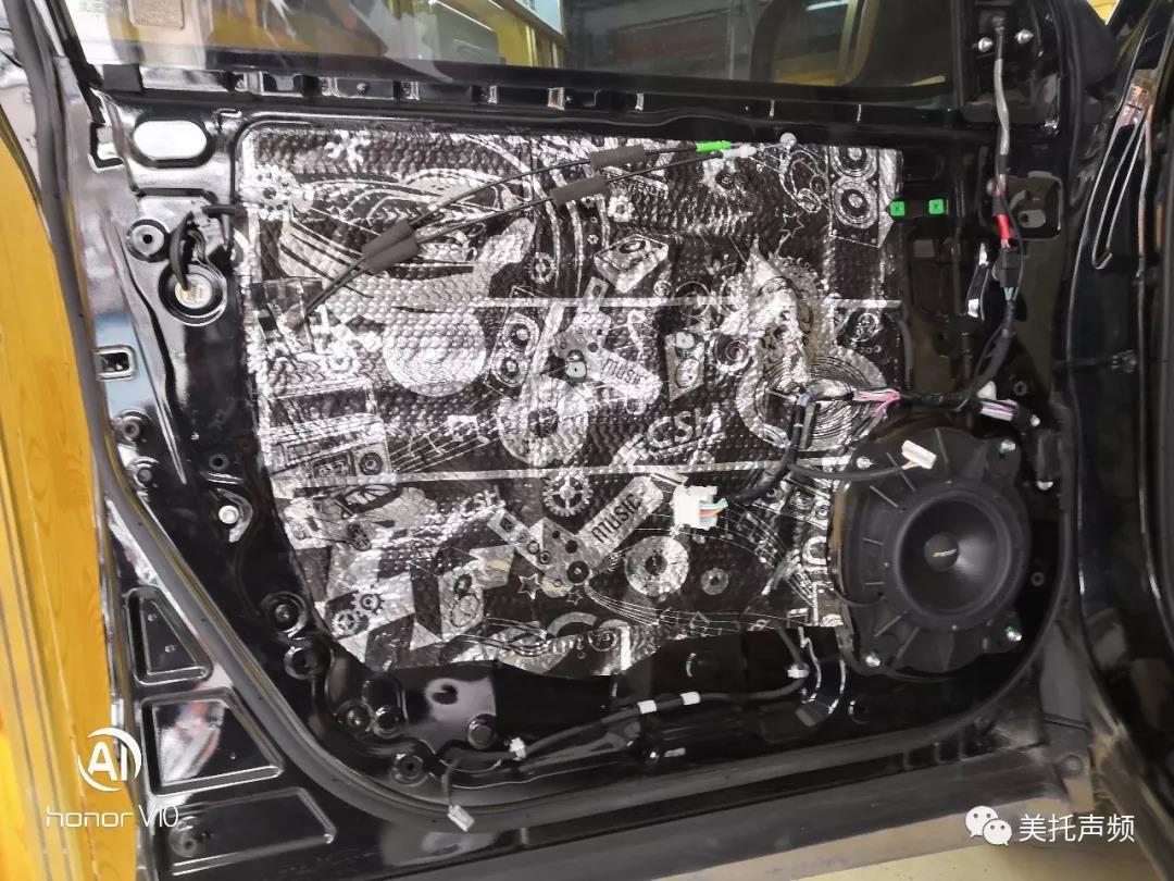 音乐同行，惬意满满-车改坊郑州卡卡汽车音响店汉兰达音响升级美国BKELL