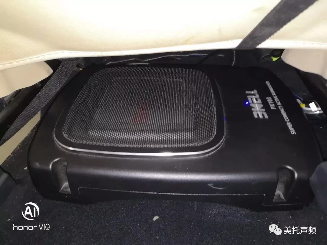 音乐同行，惬意满满-车改坊郑州卡卡汽车音响店汉兰达音响升级美国BKELL