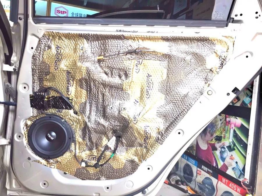 换一套音响很值！-车改坊郑州卡卡汽车音响店荣威汽车音响升级美国BKELL