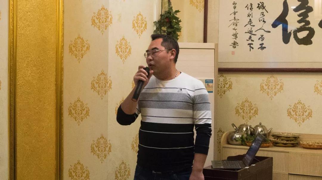 气氛搞起来，红红火火过大年！