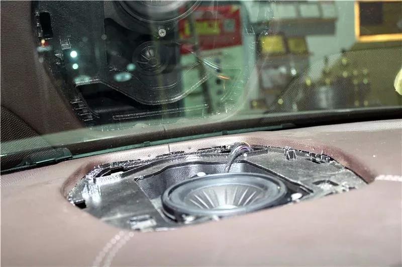 让听感躁起来！奔驰GLS400音响升级德国ETON