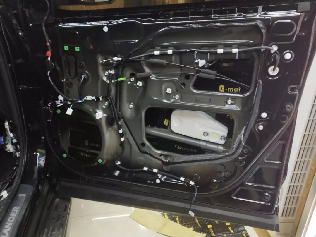 不满原车音响吗？So Easy！一套伊顿pow172.2轻松搞定