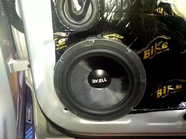 大众途观遇上美国霸克！车主说这样改很好听