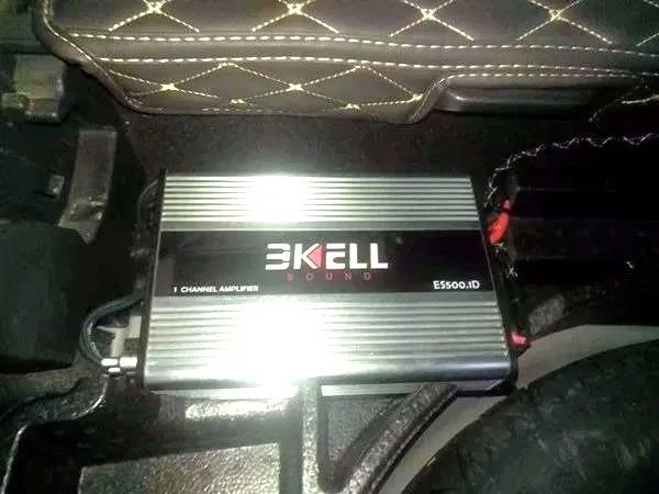 大众途观遇上美国霸克！车主说这样改很好听