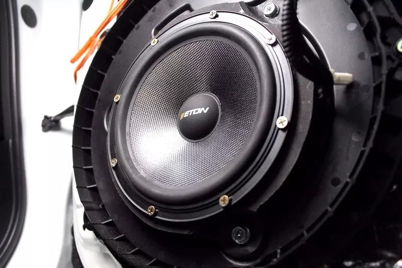 这么改不仅好听还大饱眼福！英菲尼迪Q50改装德国ETON