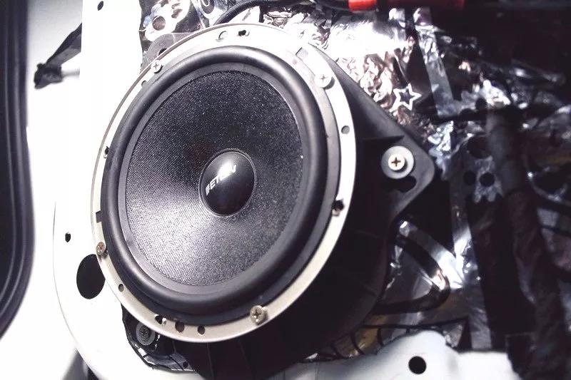 这么改不仅好听还大饱眼福！英菲尼迪Q50改装德国ETON