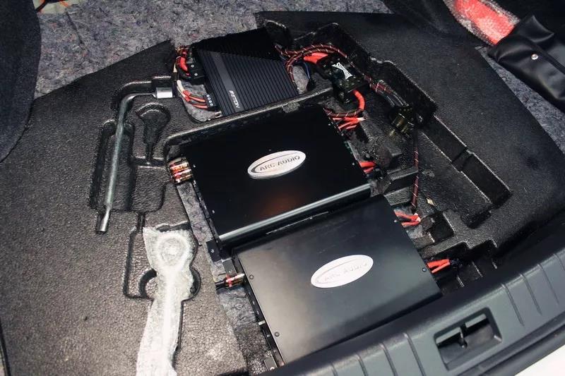 这么改不仅好听还大饱眼福！英菲尼迪Q50改装德国ETON