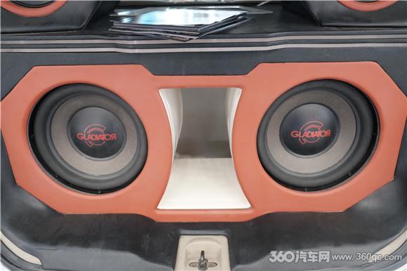 日产骊威意大利TEC超低音显声威 助车改坊力夺BZ2组声压冠军