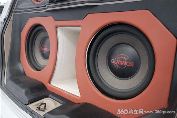 日产骊威意大利TEC超低音显声威 助车改坊力夺BZ2组声压冠军