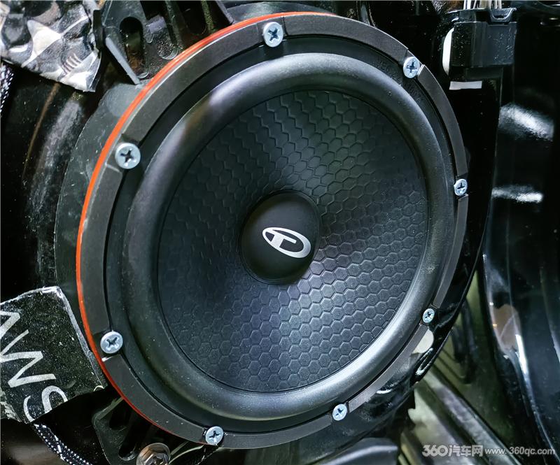 岳阳朋辉改装丰田皇冠 聆听意大利TEC体验真实饱满的发烧靓音