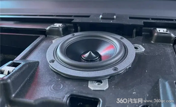 保时捷Macan改装意大利TEC汽车音响 发烧三分频更显豪车气质