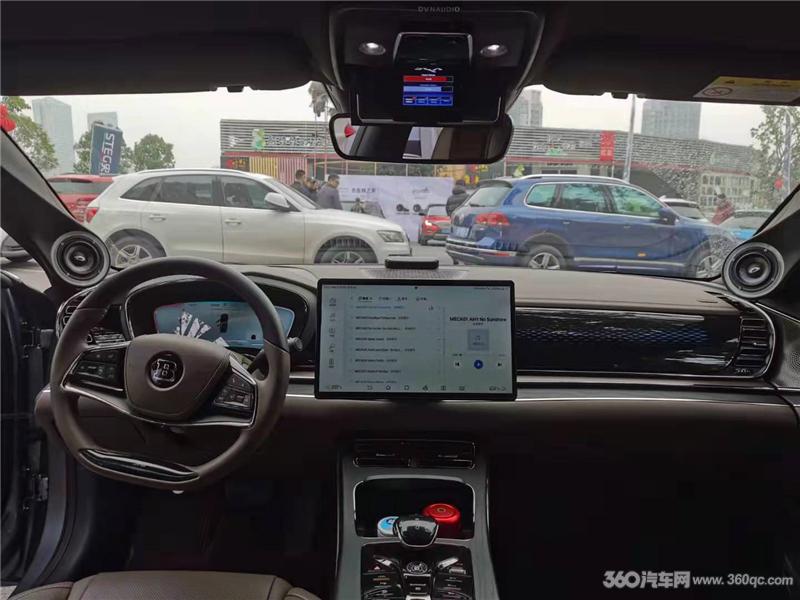 泸州车改坊携手德国伊顿和意大利TEC 勇夺MECA重庆站四座大奖