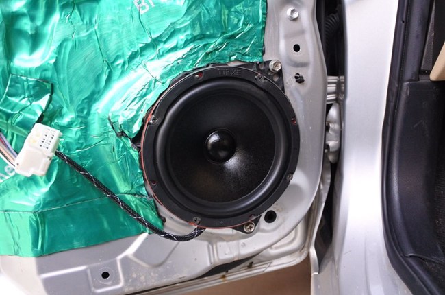 其实我介意 车改坊汽车影音连锁丰田威驰改装霸