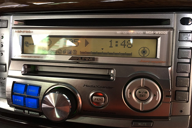 忘年之交 车改坊汽车影音连锁别克君威改装美国