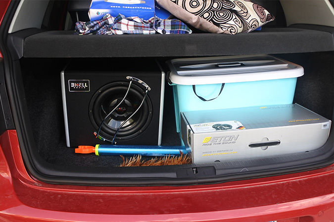 音质大不同 车改坊汽车影音连锁大众高尔夫6改装