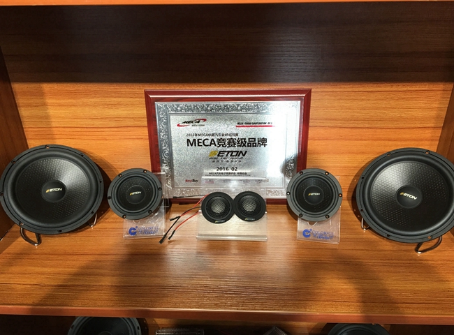 第二恋人 化州车公主丰田锐志改装德国ETON汽车音