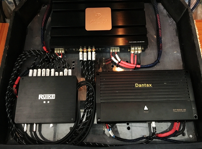 第二恋人 化州车公主丰田锐志改装德国ETON汽车音