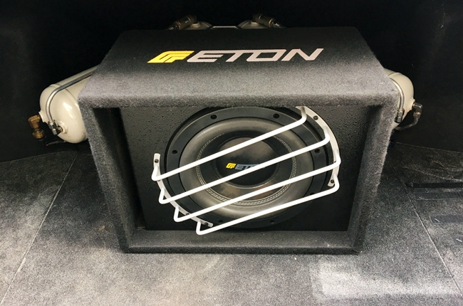 第二恋人 化州车公主丰田锐志改装德国ETON汽车音