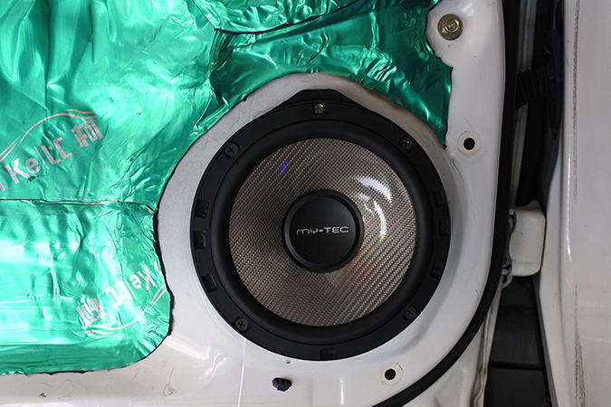 2180套餐温度不减 车改坊汽车影音连锁本田CRV改装