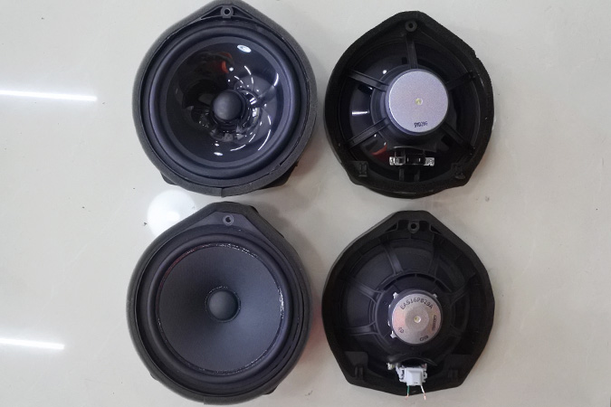 继续普及汽车音响 车改坊汽车影音连锁本田飞度