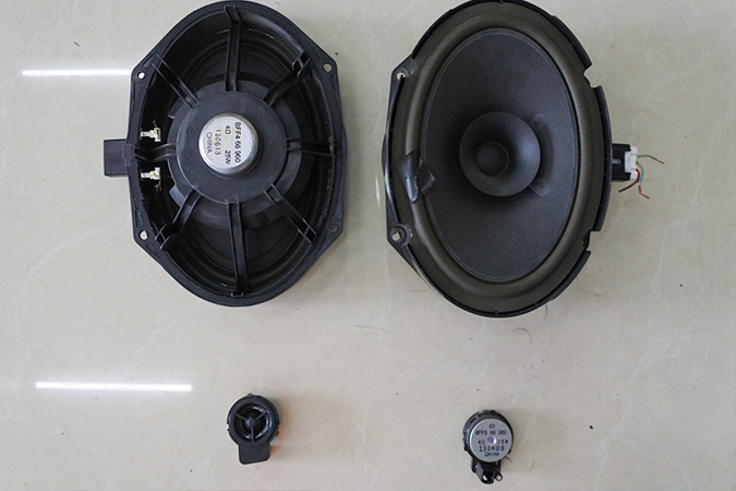 音质大大提升 车改坊汽车影音连锁马自达3改装意