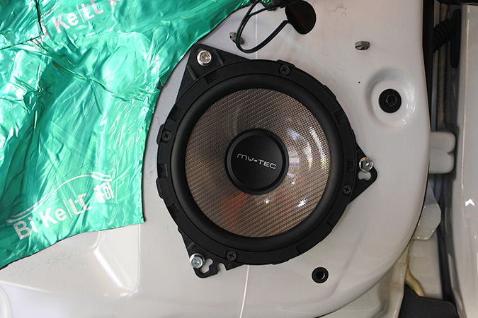 超级值的音响 车改坊汽车影音连锁日产奇骏改装