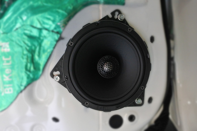 超级值的音响 车改坊汽车影音连锁日产奇骏改装