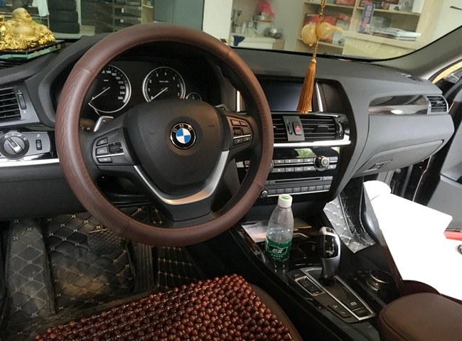 周末小放松 车改坊汽车影音连锁宝马X4无损升级