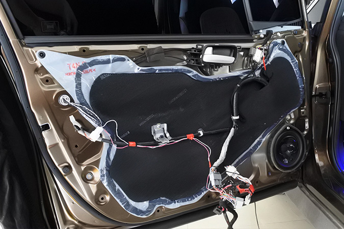 提高驾驶乐趣 车改坊汽车影音连锁本田杰德改装