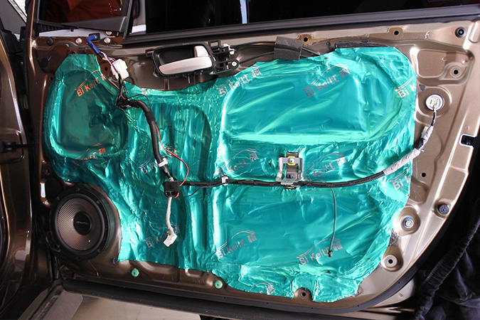 提高驾驶乐趣 车改坊汽车影音连锁本田杰德改装