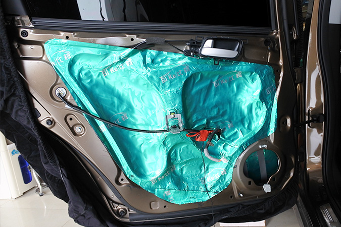 提高驾驶乐趣 车改坊汽车影音连锁本田杰德改装