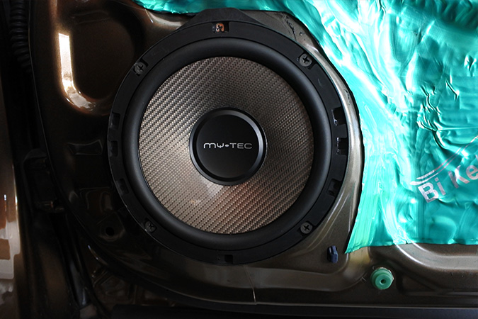 提高驾驶乐趣 车改坊汽车影音连锁本田杰德改装